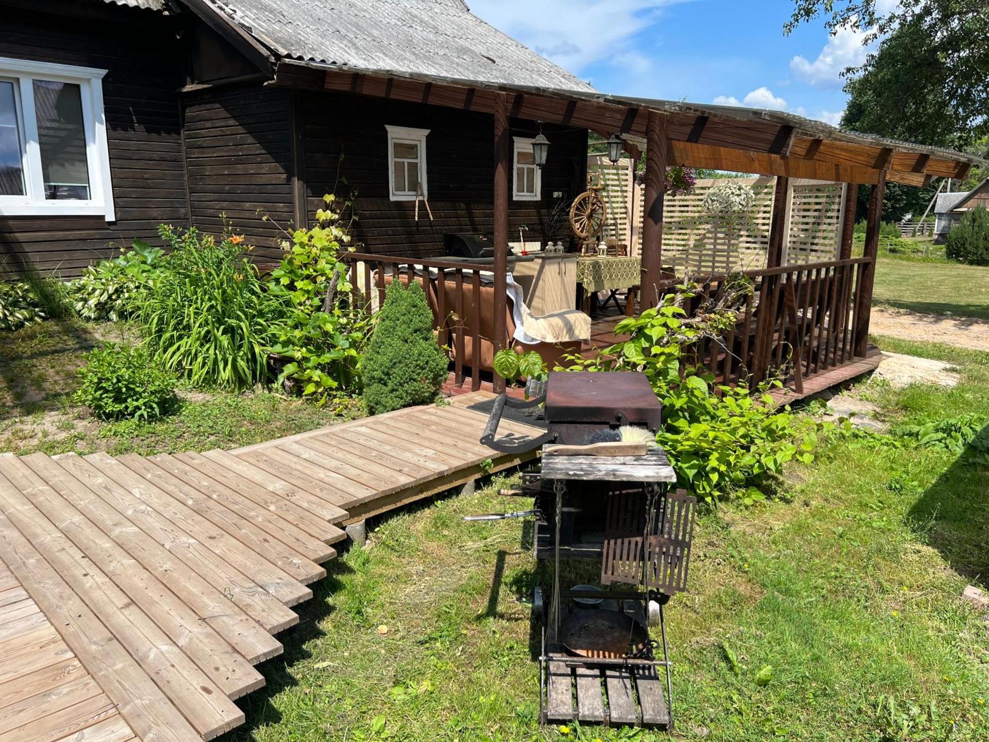 Villa Arjola Kaltanenai Luaran gambar